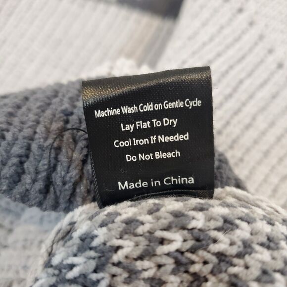 POL Oversized Comfy In Vneck Camo Sweater Green Animal Print  Sz L Oversized - Picture 11 of 11